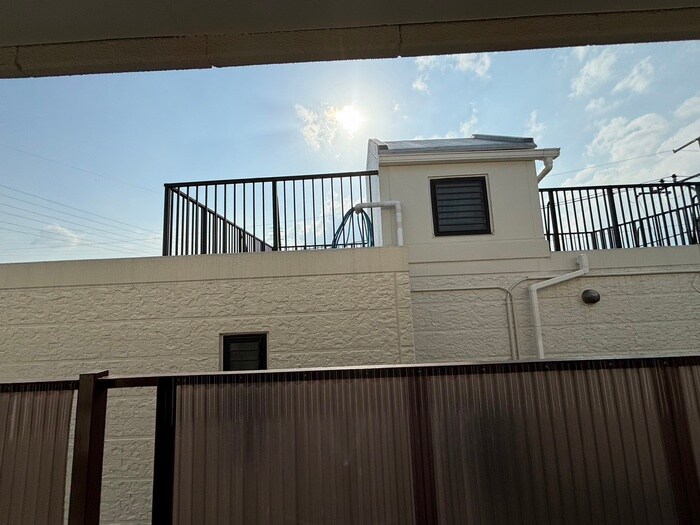 物件内観写真22　(室内からの展望)