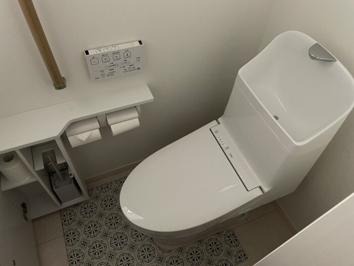 物件内観写真11　(トイレ)