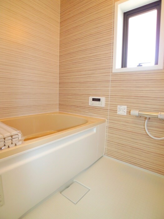 物件内観写真11　(バス／シャワールーム等)