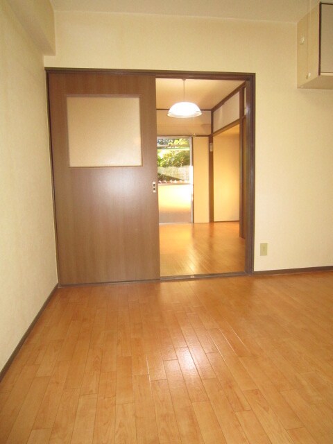 物件内観写真14　(居室)