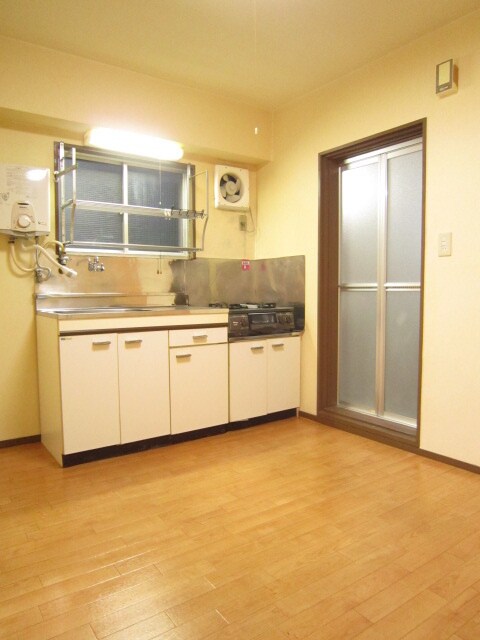 物件内観写真16　(キッチン)