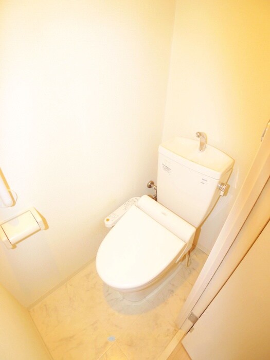 物件内観写真15　(トイレ)