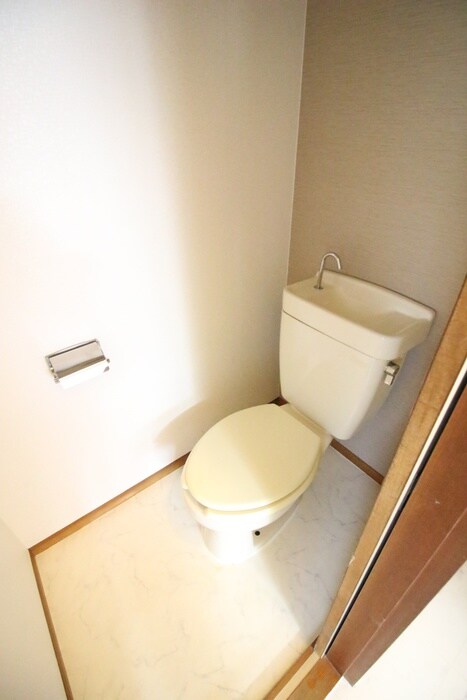 物件内観写真16　(トイレ)