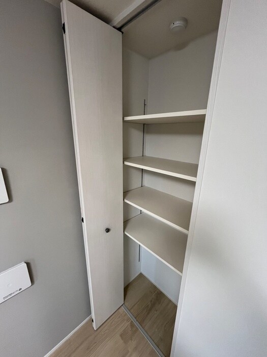 物件内観写真12　(収納)