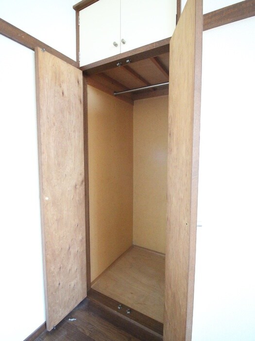 物件内観写真15　(収納)