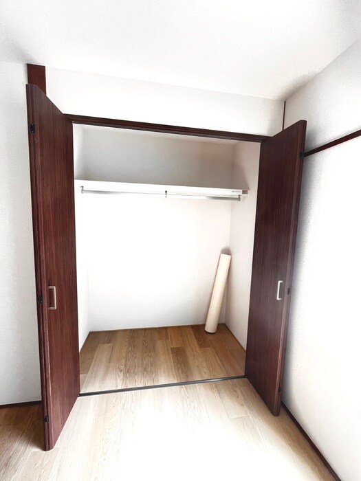 物件内観写真11　(収納)