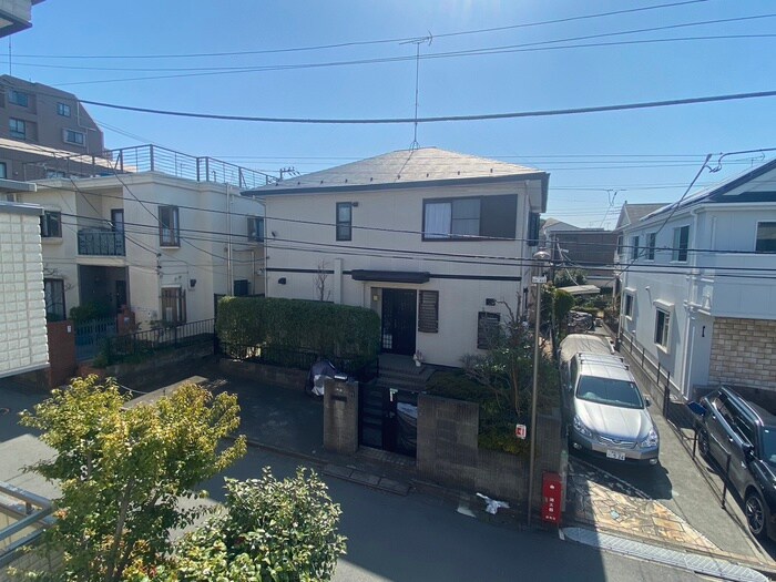 物件内観写真16　(室内からの展望)