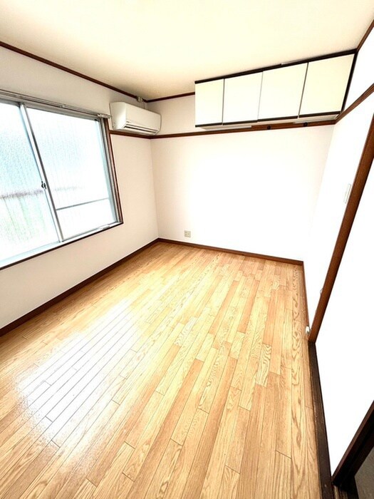 物件内観写真16　(居室)