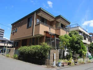 メゾンイズミ外観写真