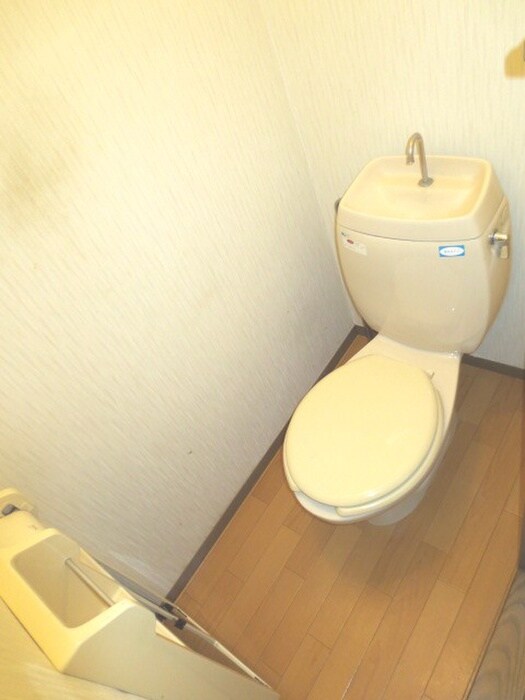 物件内観写真10　(トイレ)