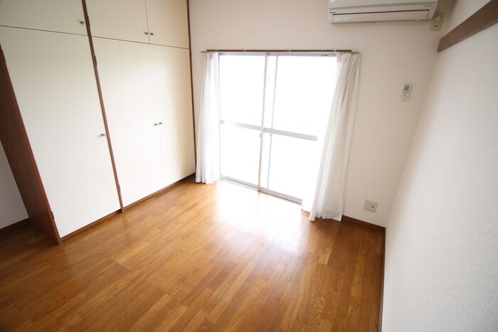 物件内観写真16　(居室)