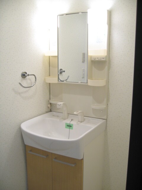 物件内観写真11　(洗面)