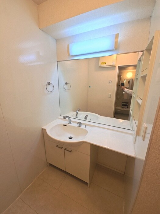 物件内観写真10　(洗面)