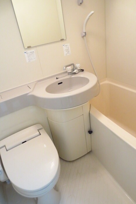 物件内観写真14　(トイレ)