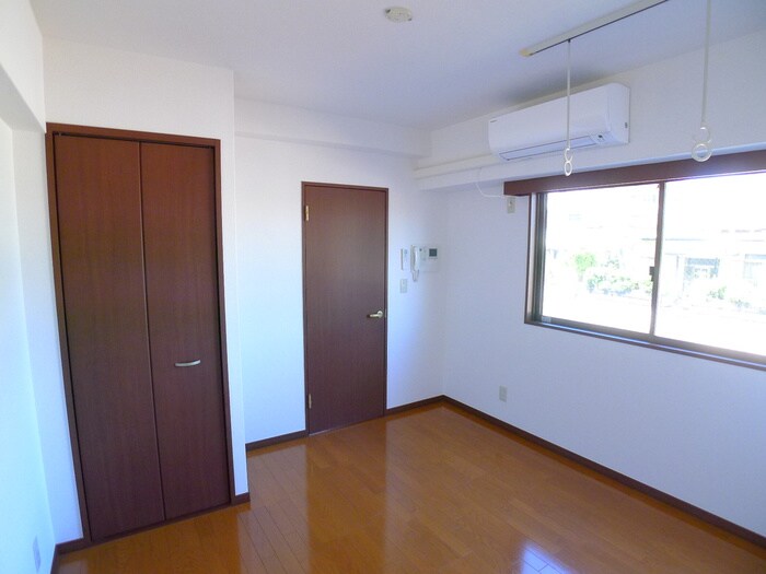 物件内観写真12　(居室)