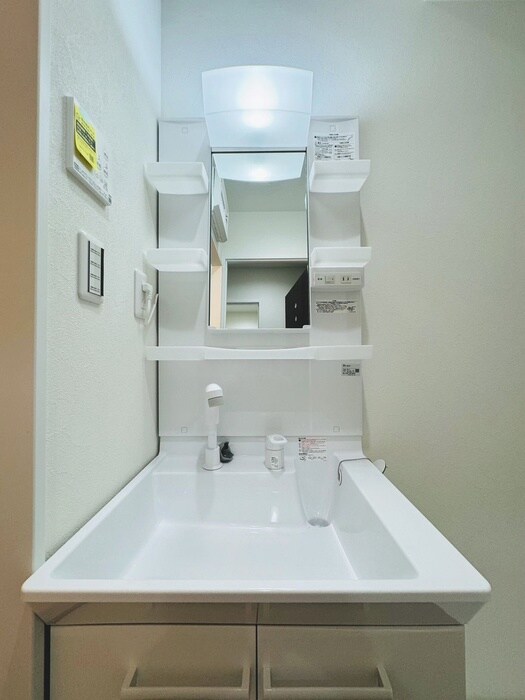 物件内観写真13　(洗面)