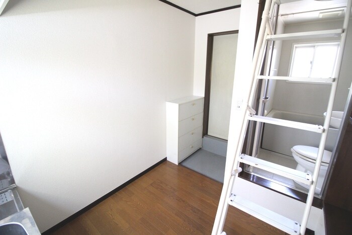 物件内観写真7　(居室)