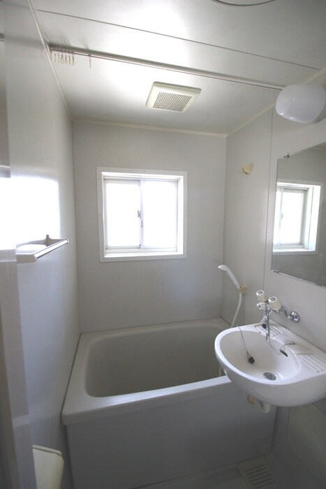 物件内観写真12　(バス／シャワールーム等)