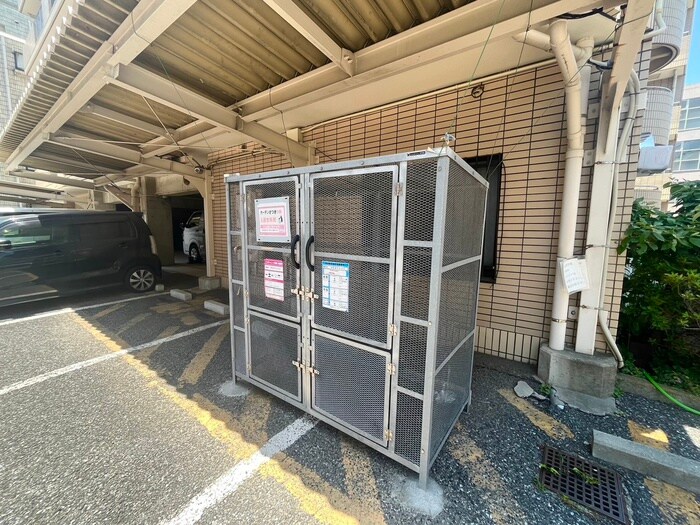 物件外観写真4　(建物設備)