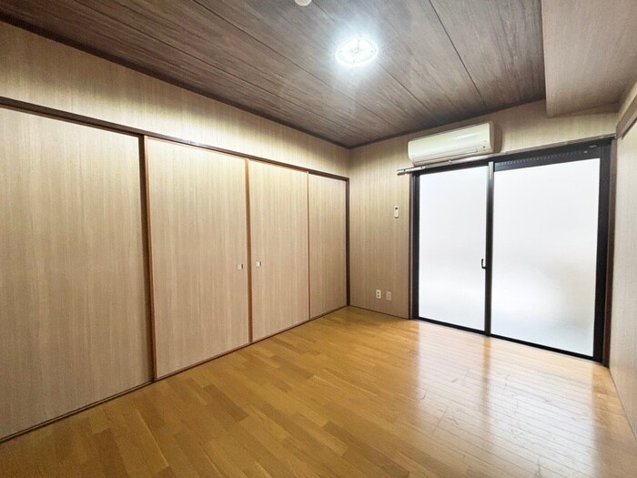 物件内観写真16　(居室)
