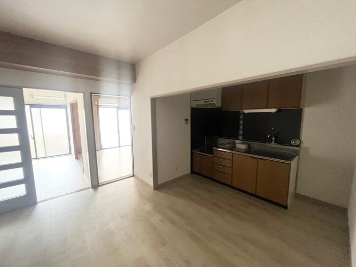 物件内観写真18　(居室)