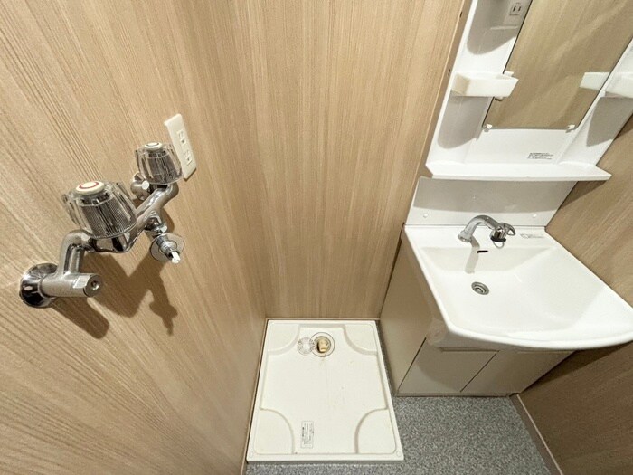 物件内観写真21　(洗濯機置場)