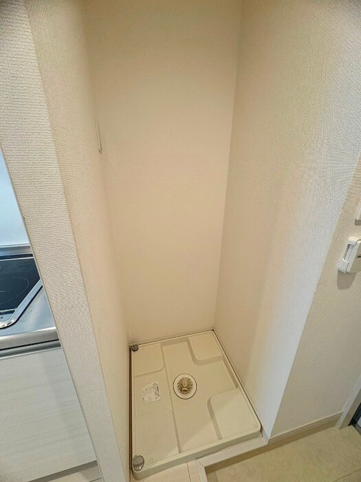 物件内観写真17　(洗濯機置場)