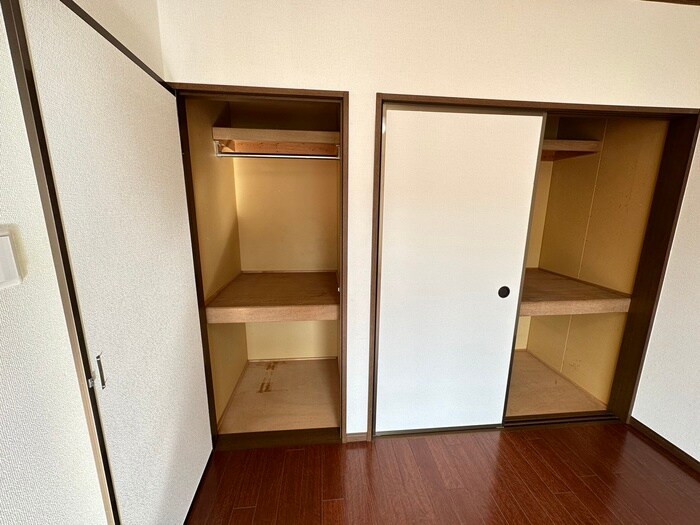 物件内観写真15　(収納)