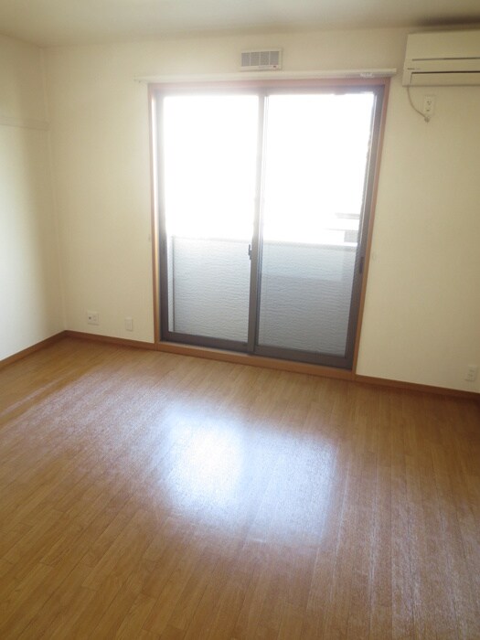 物件内観写真22　(居室)