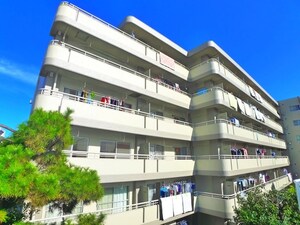 ハッピ－ベル山中外観写真