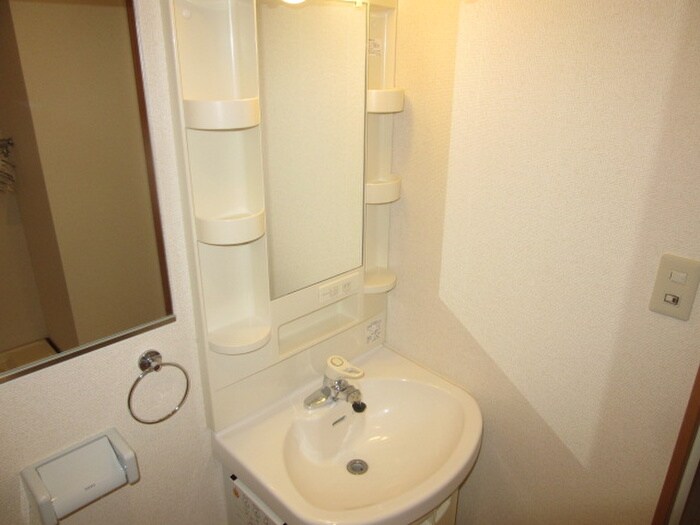 物件内観写真11　(洗面)