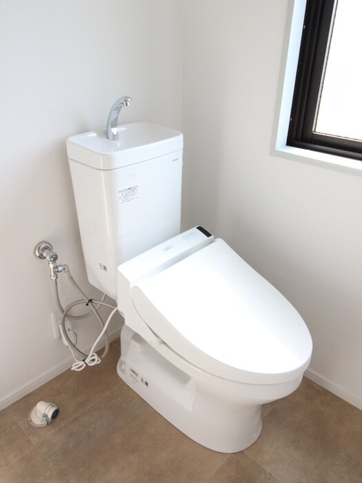 物件内観写真13　(トイレ)