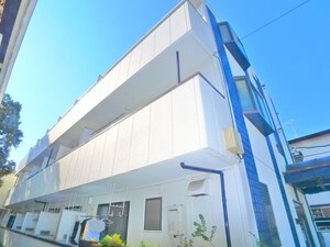 フルール綾瀬外観写真