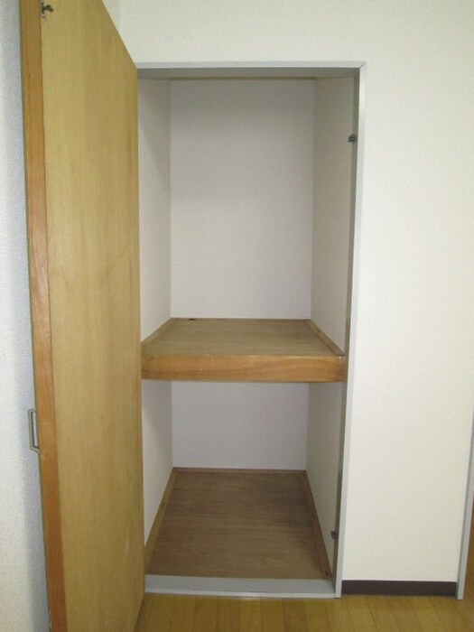 物件内観写真11　(収納)
