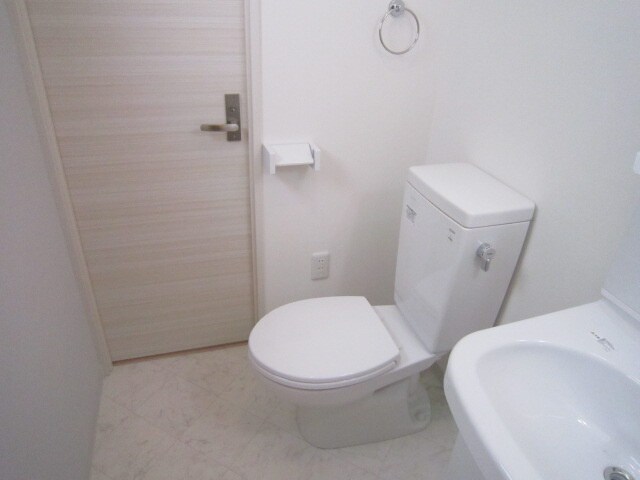 物件内観写真10　(トイレ)