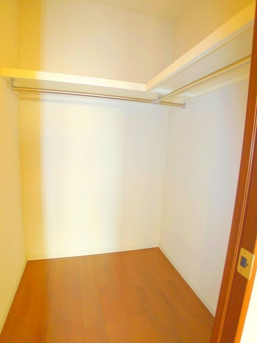 物件内観写真11　(収納)