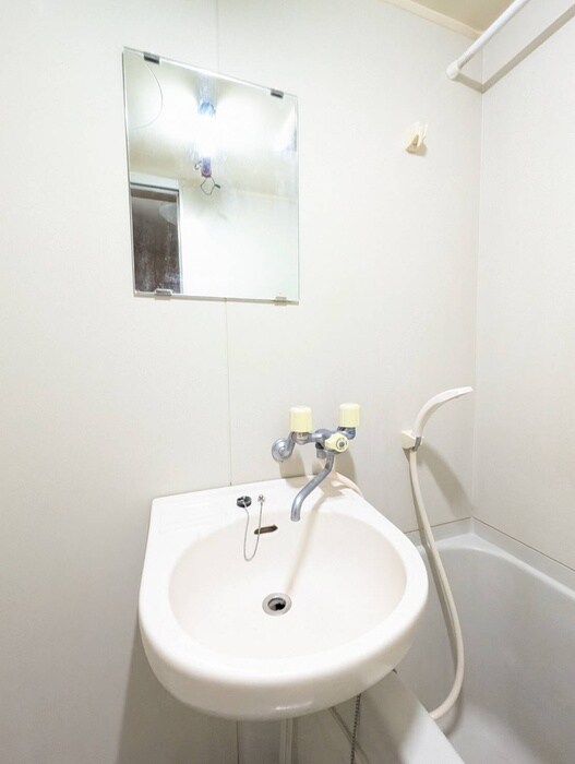 物件内観写真11　(洗面)