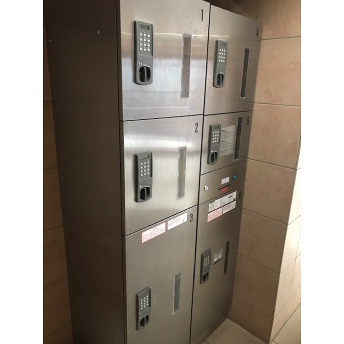 物件外観写真6　(建物設備)