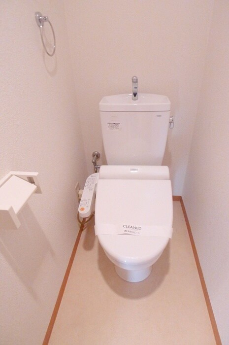 物件内観写真11　(トイレ)