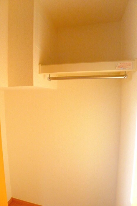 物件内観写真15　(収納)