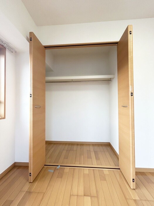 物件内観写真15　(収納)