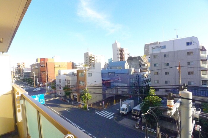 物件内観写真17　(室内からの展望)