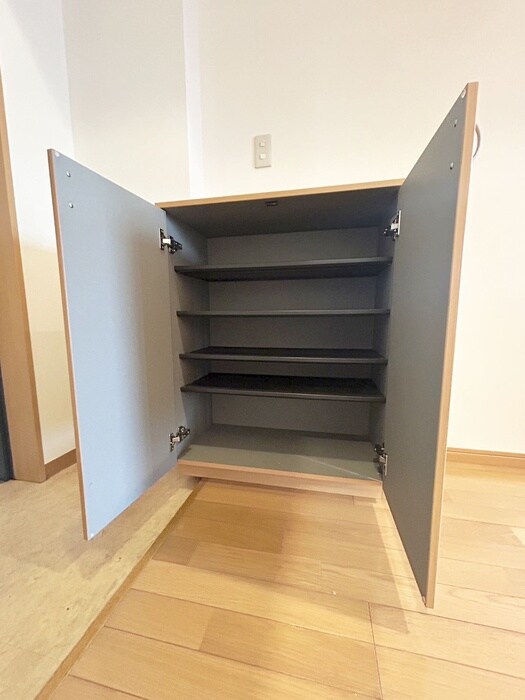 物件内観写真17　(靴箱)