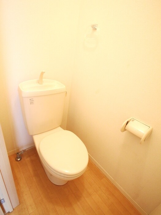 物件内観写真15　(トイレ)