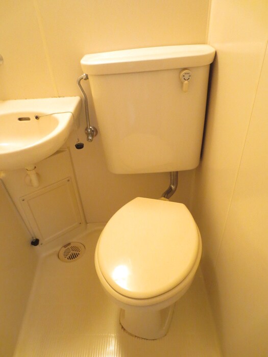 物件内観写真16　(トイレ)