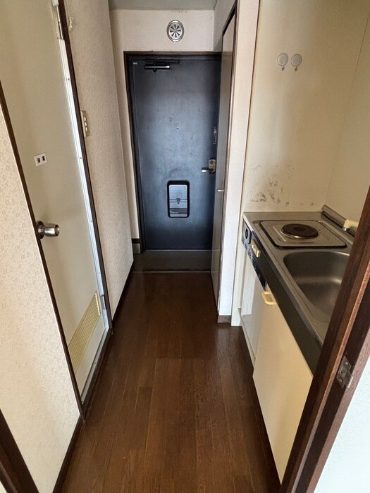 物件内観写真19　(廊下)