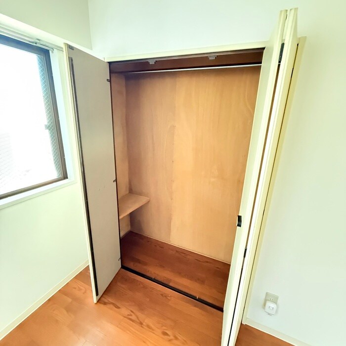 物件内観写真10　(収納)