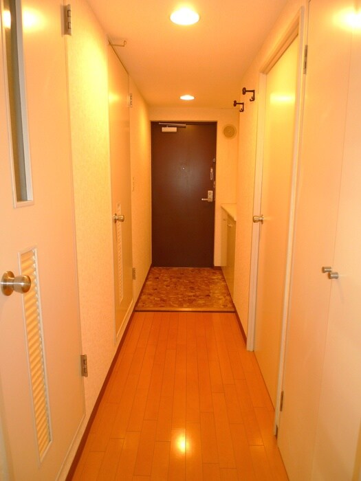 物件内観写真15　(廊下)