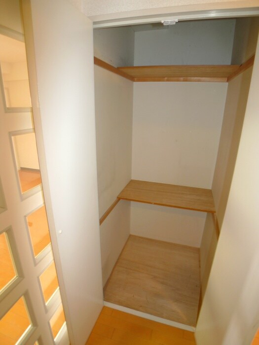 物件内観写真17　(収納)