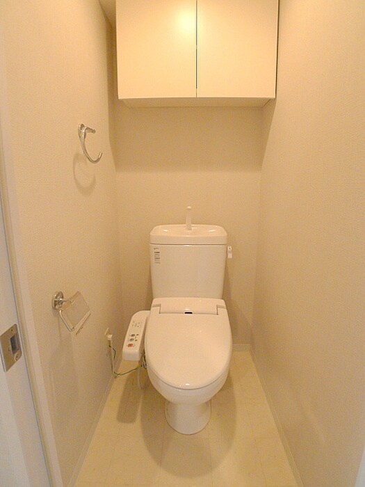 物件内観写真8　(トイレ)